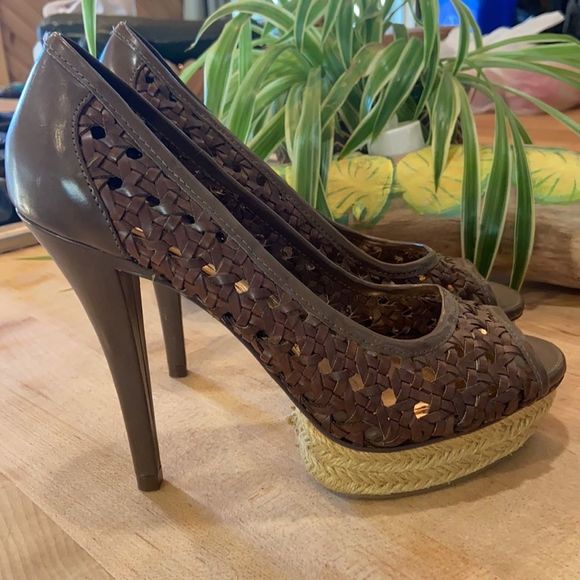 BCBG generation high heels - Picture 5 of 7